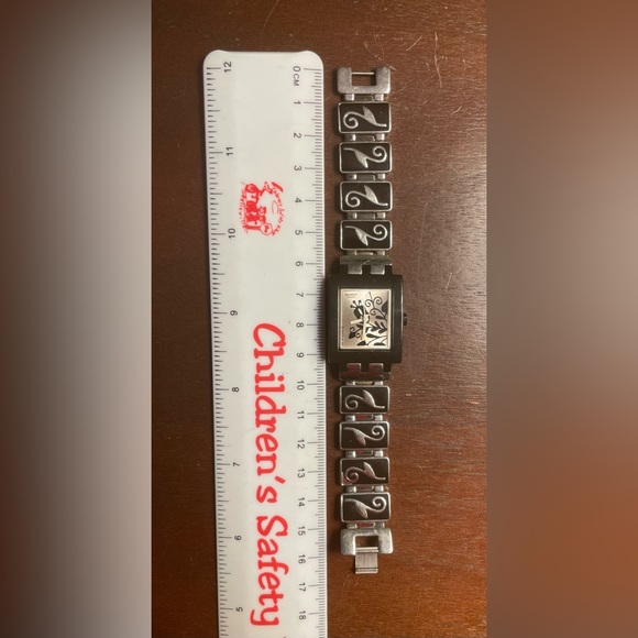 OOPS 👀Swatch Watch AG 2004 stainless steel enamel analog rectangular face - Picture 8 of 13